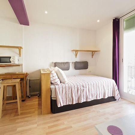 Sunny Apartments Барселона Екстериор снимка