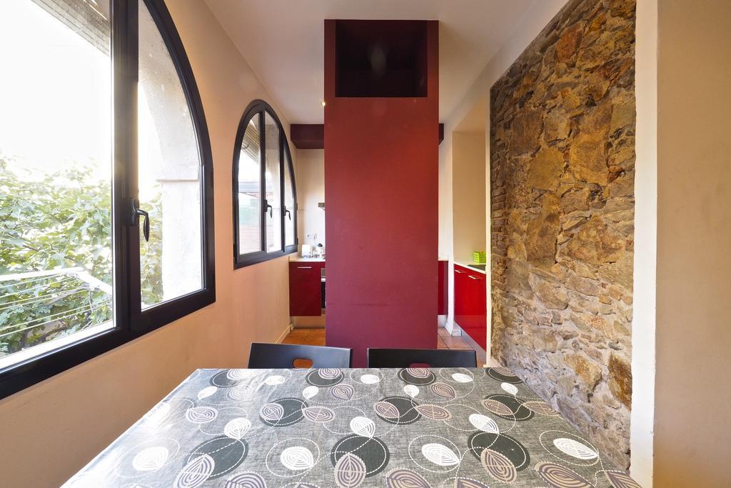 Sunny Apartments Барселона Екстериор снимка