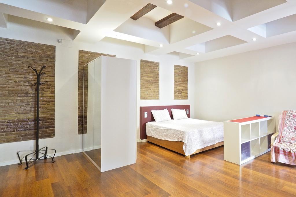 Sunny Apartments Барселона Екстериор снимка