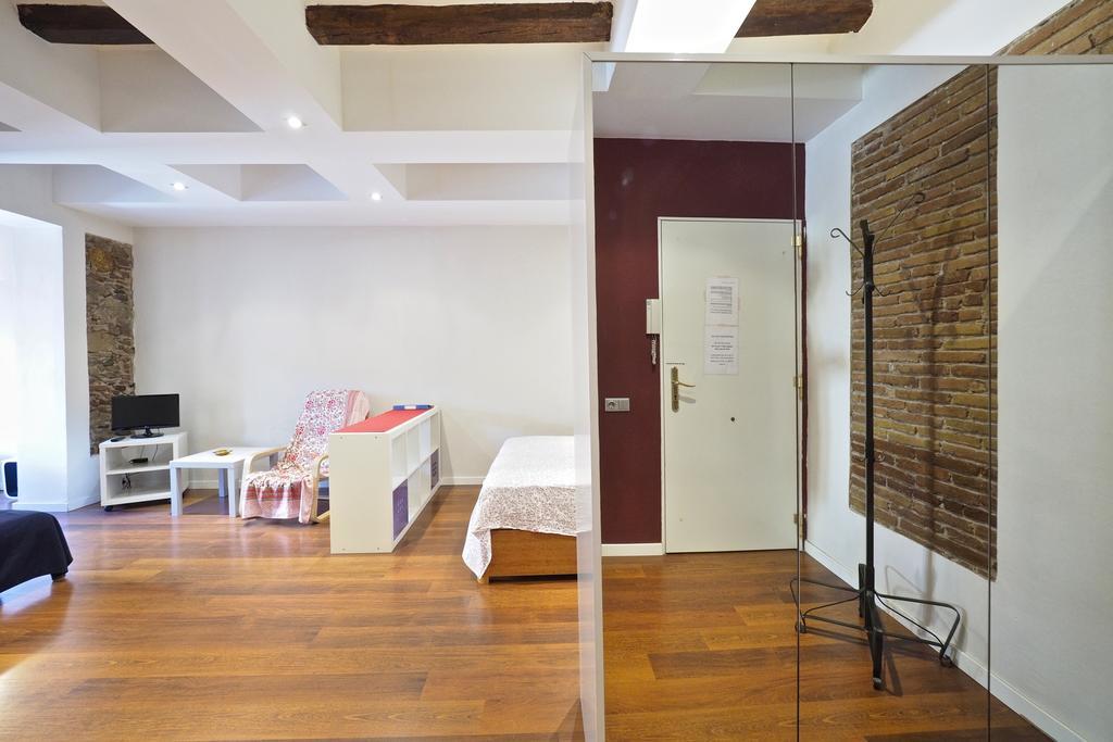 Sunny Apartments Барселона Екстериор снимка