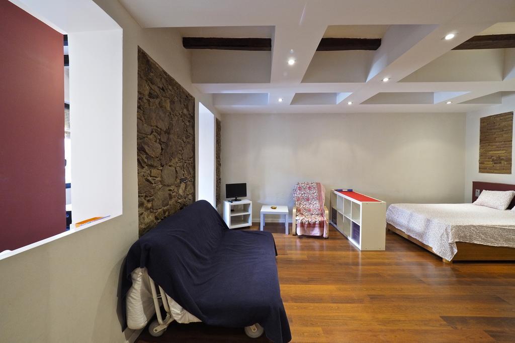 Sunny Apartments Барселона Екстериор снимка