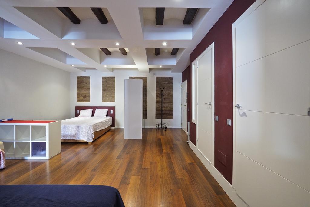 Sunny Apartments Барселона Екстериор снимка